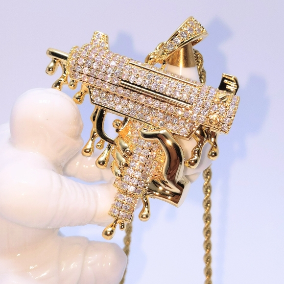 Icy Gold Uzi Pendant + 20" Rope Chain - Picture 2 of 8